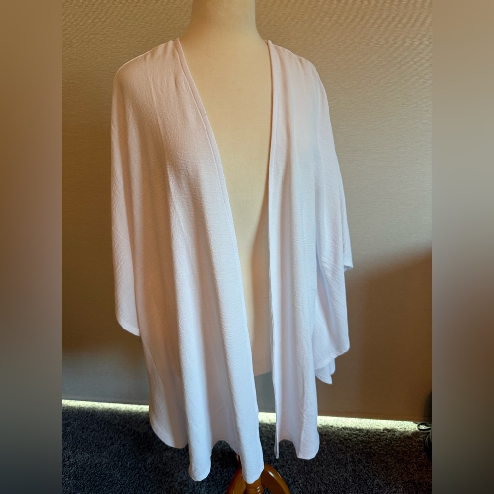 LuLaRoe Pearl White Cover Up